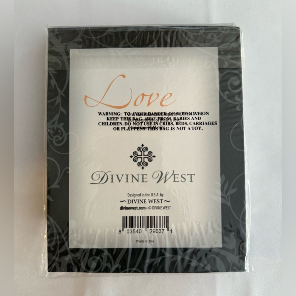 Divine West Horse Notepad “Love” - Picture 6 of 6